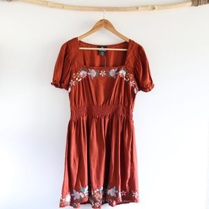 NWT Angie Boho Embroidered Short Puff Sleeve Dress